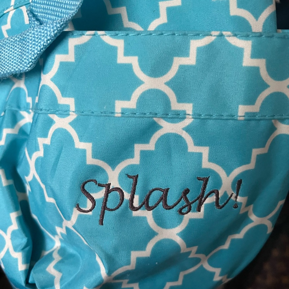 Thirty-One - Blue and White Patterned Bag